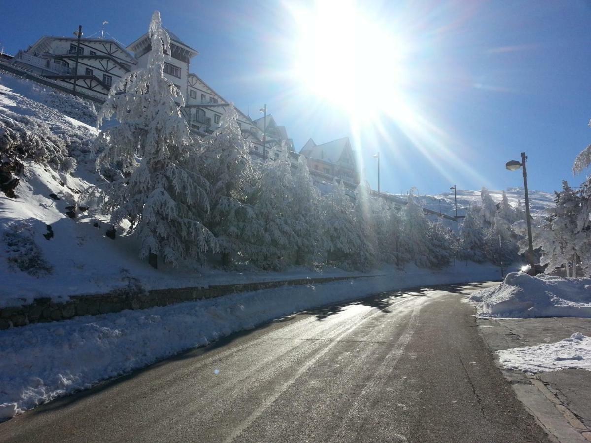Estudio Cerca Del Telesilla Sierra Nevada Luaran gambar